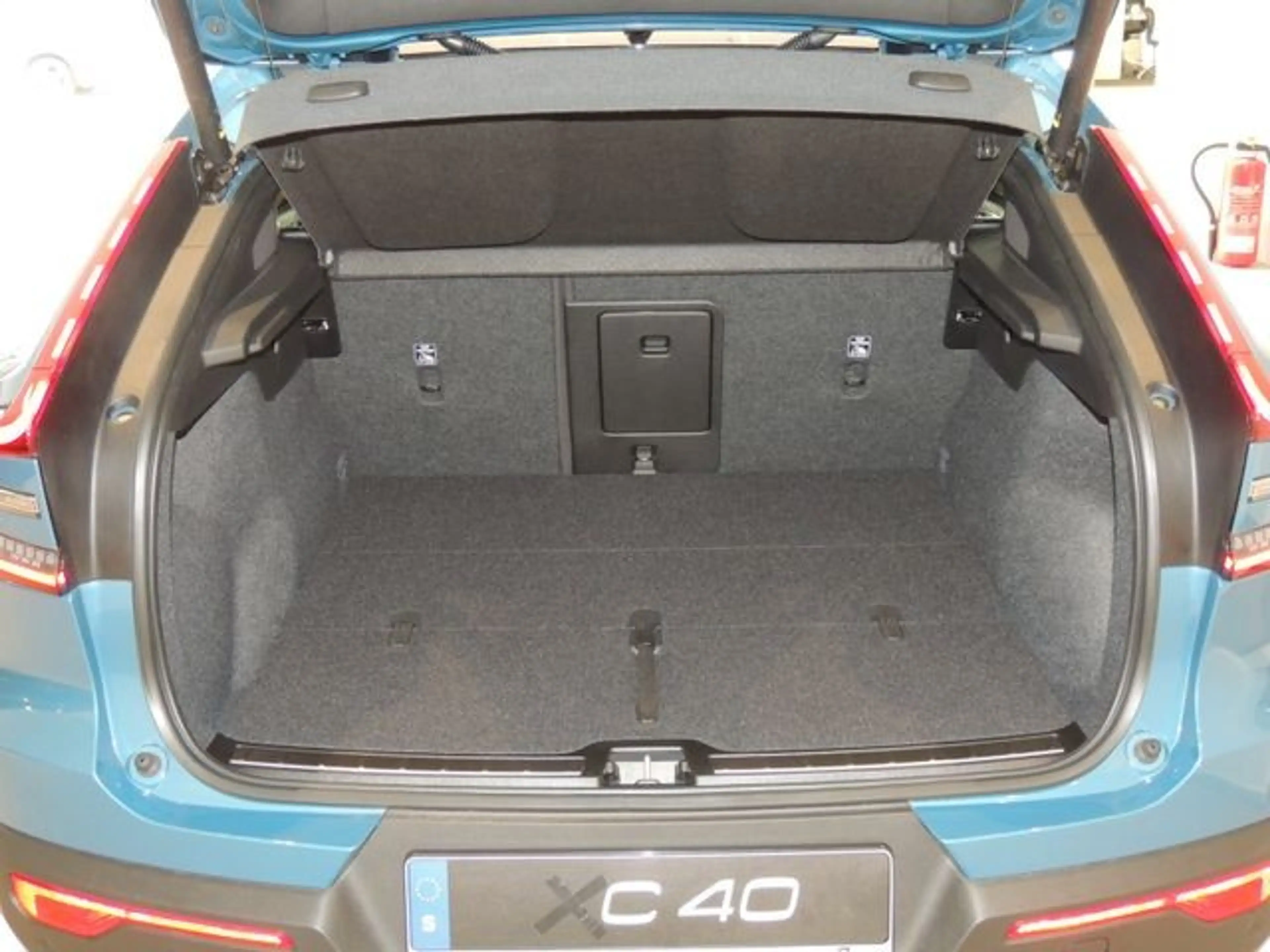 Volvo C40 Recharge SingleMotor Ultimate Klima Navi — photo 5