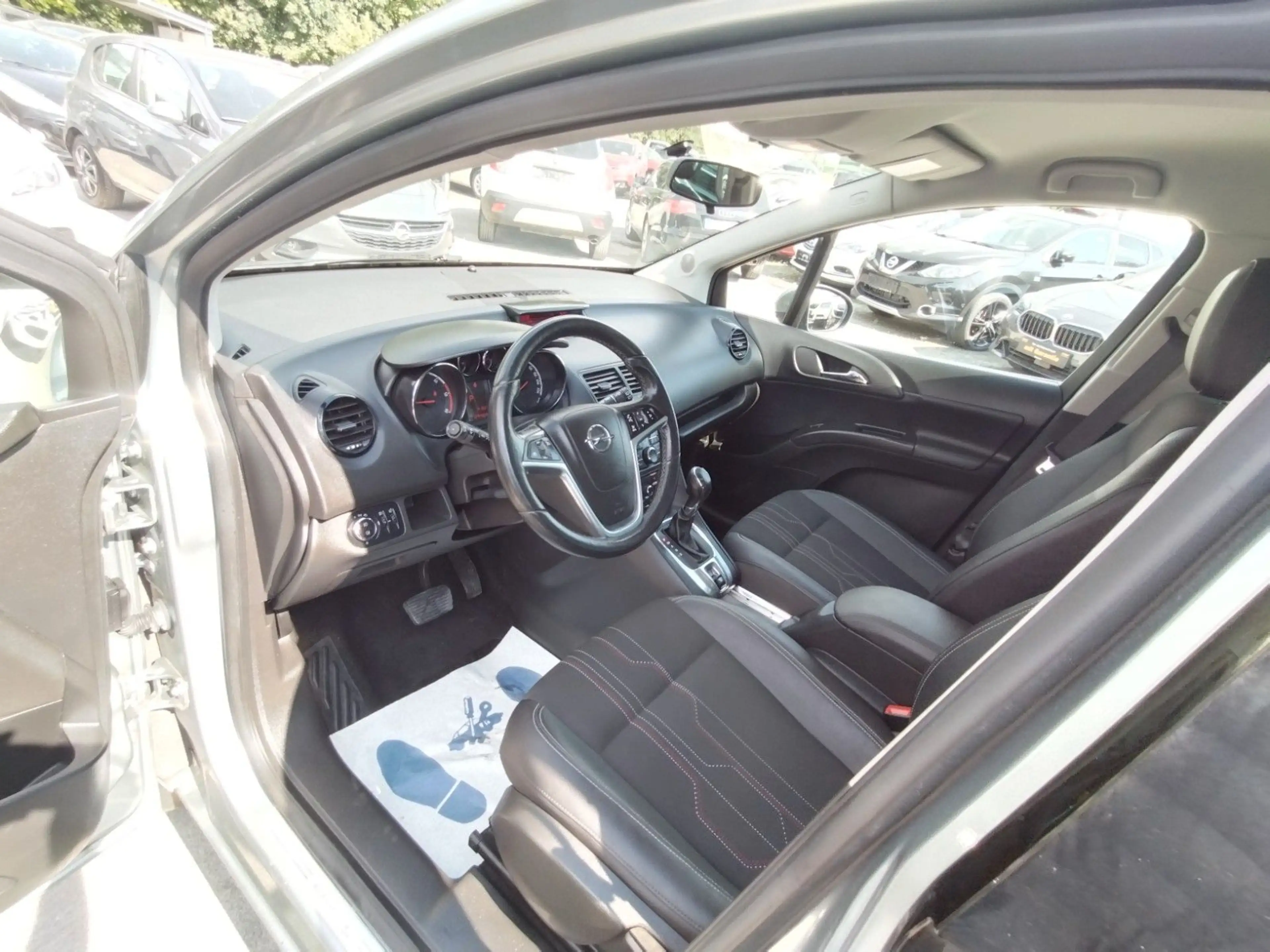 Opel Meriva B 150 Jahre Opel+TÜV/NEU+AUTOMATIK+AHK — photo 13