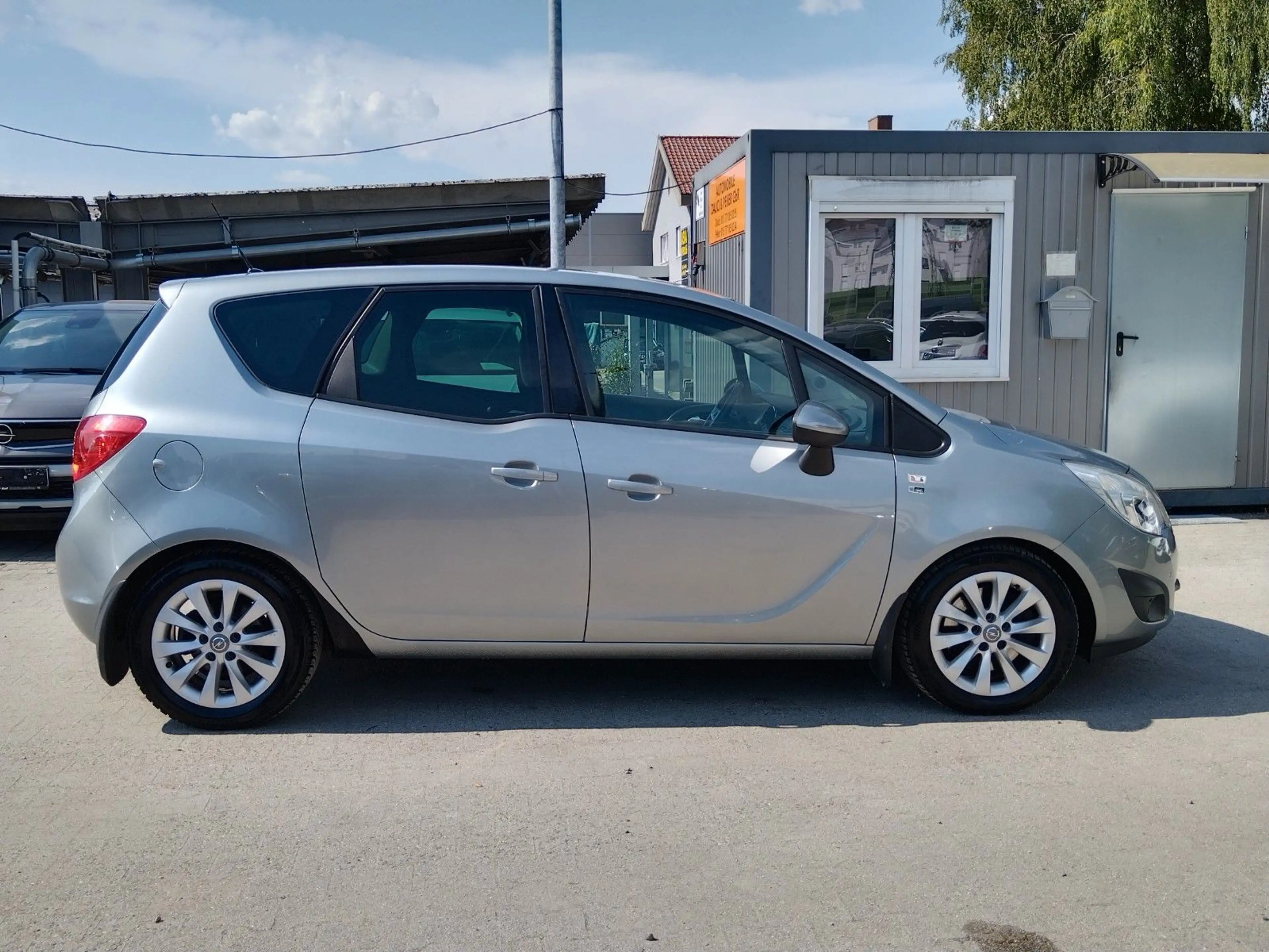 Opel Meriva B 150 Jahre Opel+TÜV/NEU+AUTOMATIK+AHK — photo 7