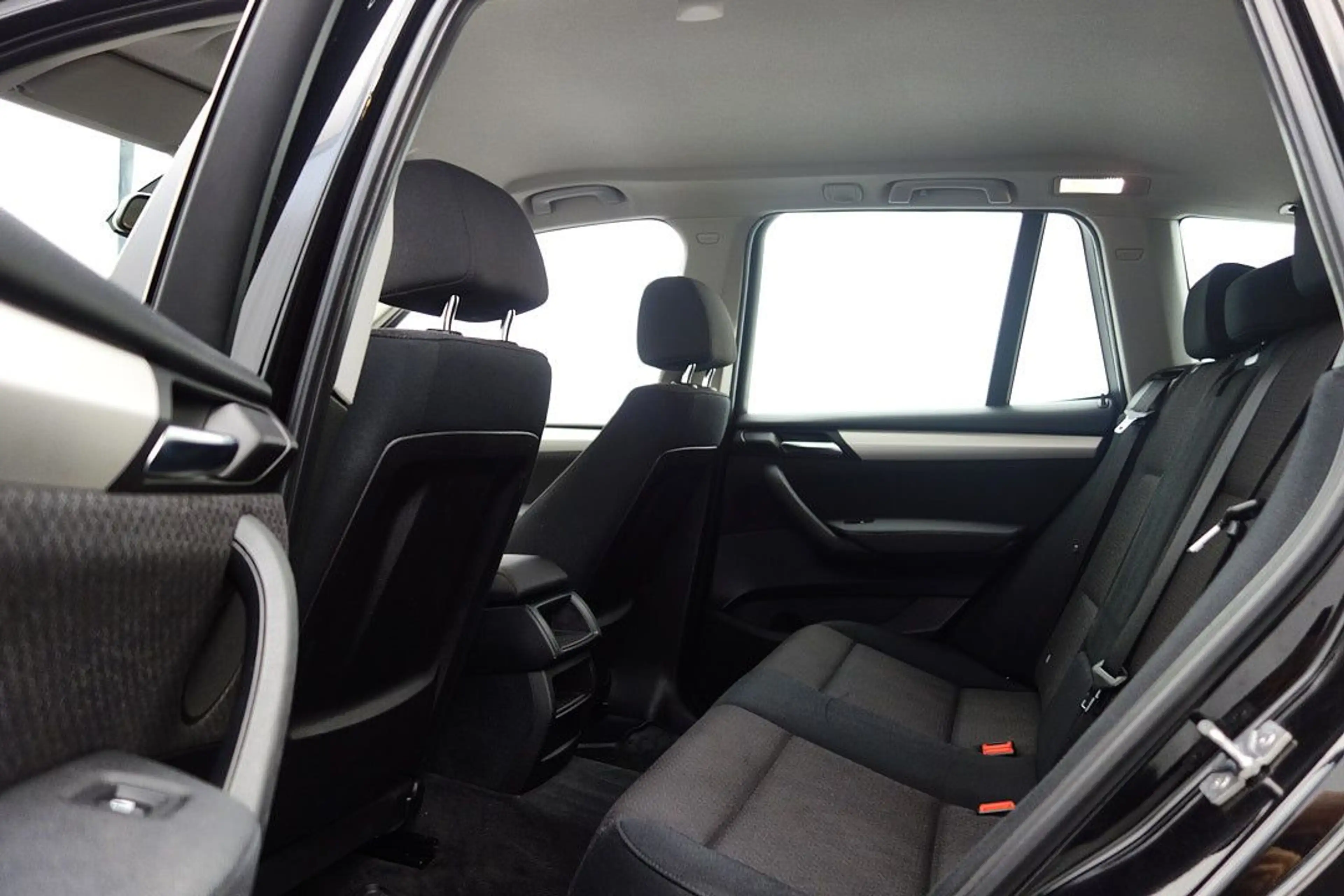 BMW X3 xDrive 20d 2000KG=ANHKPL+TEMPOMAT+XENON — photo 14