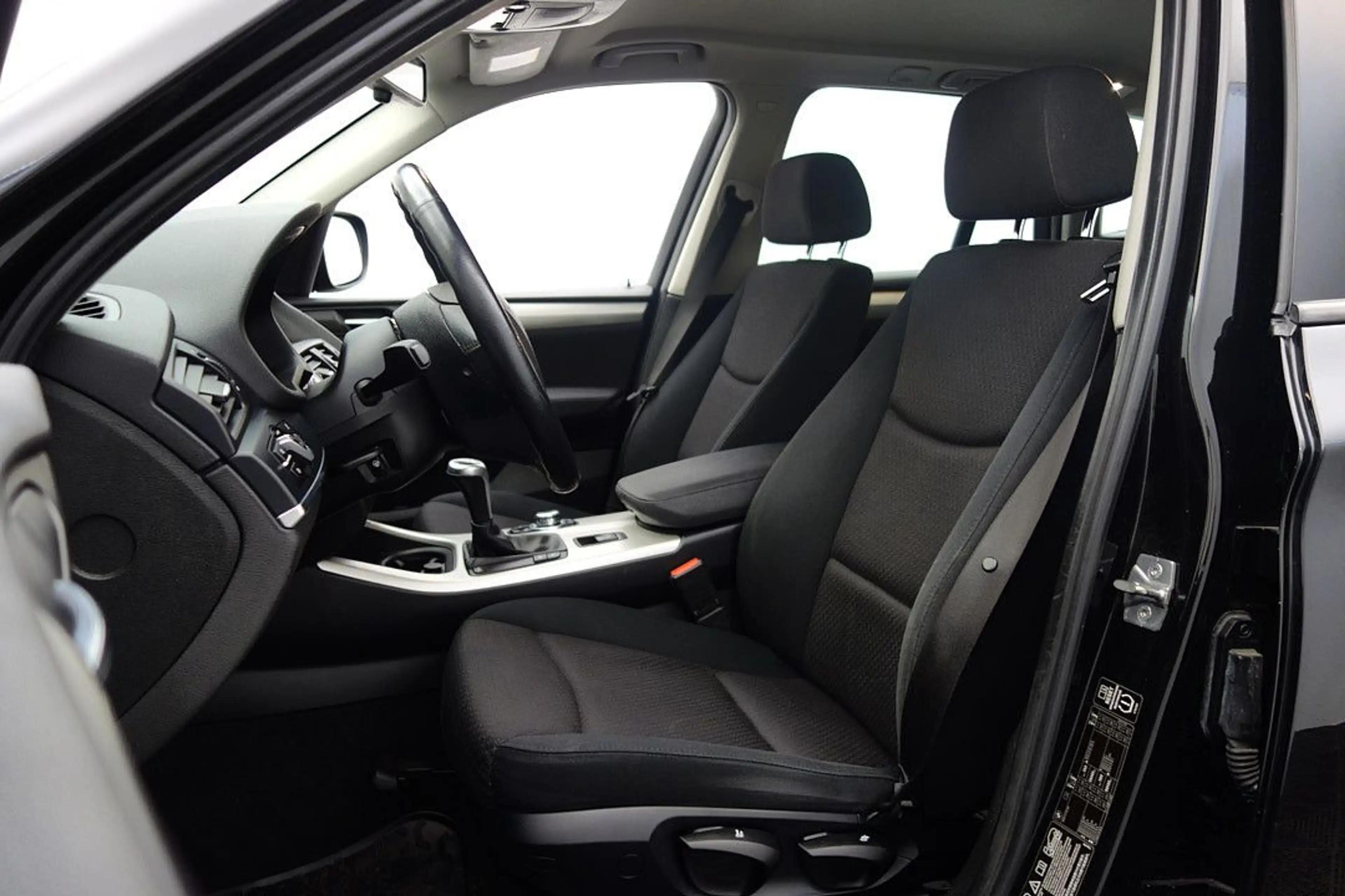 BMW X3 xDrive 20d 2000KG=ANHKPL+TEMPOMAT+XENON — photo 12