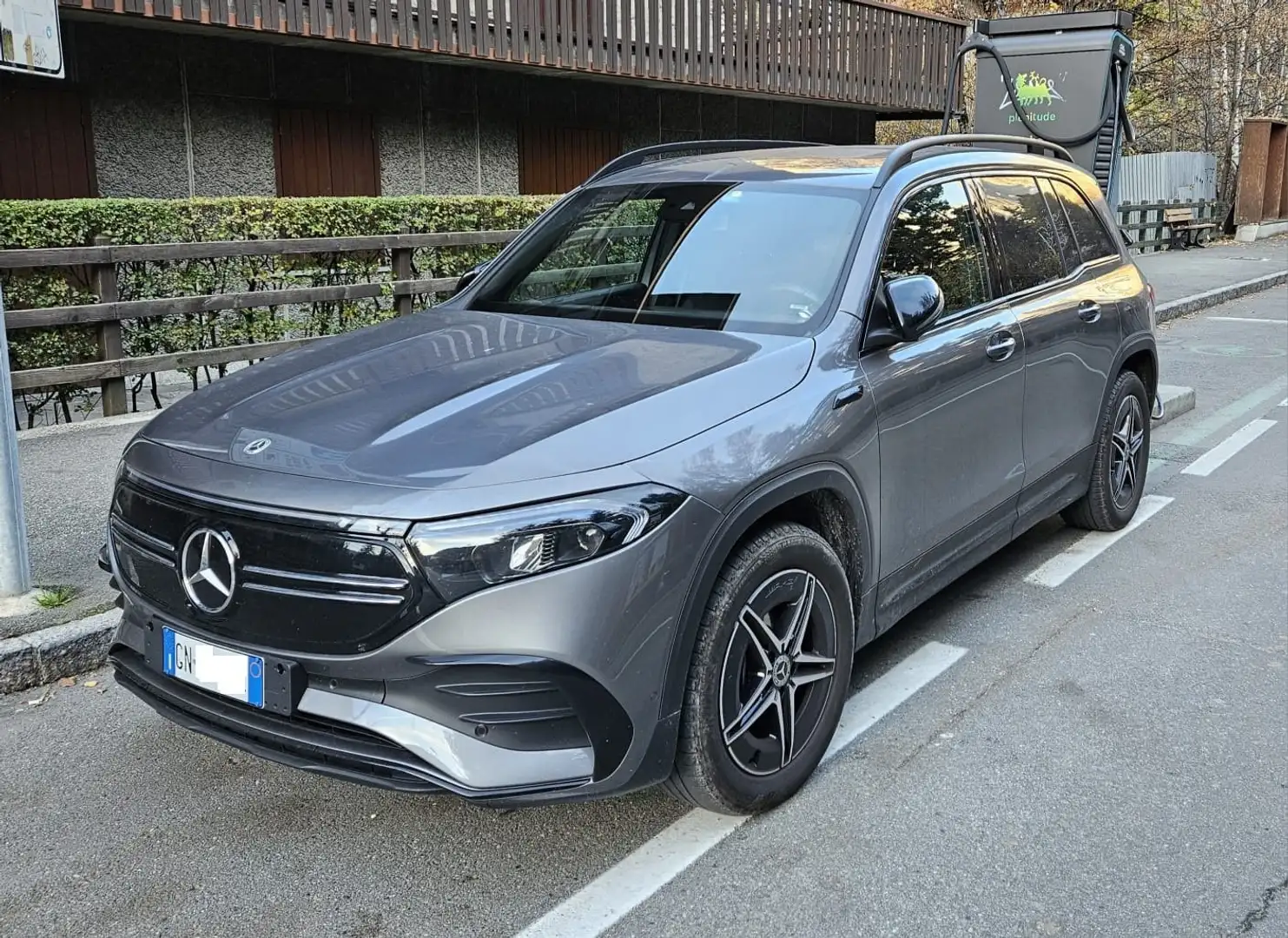 Mercedes-Benz EQB 250 EQB - X243 2021Premium Plus Grigio - 1
