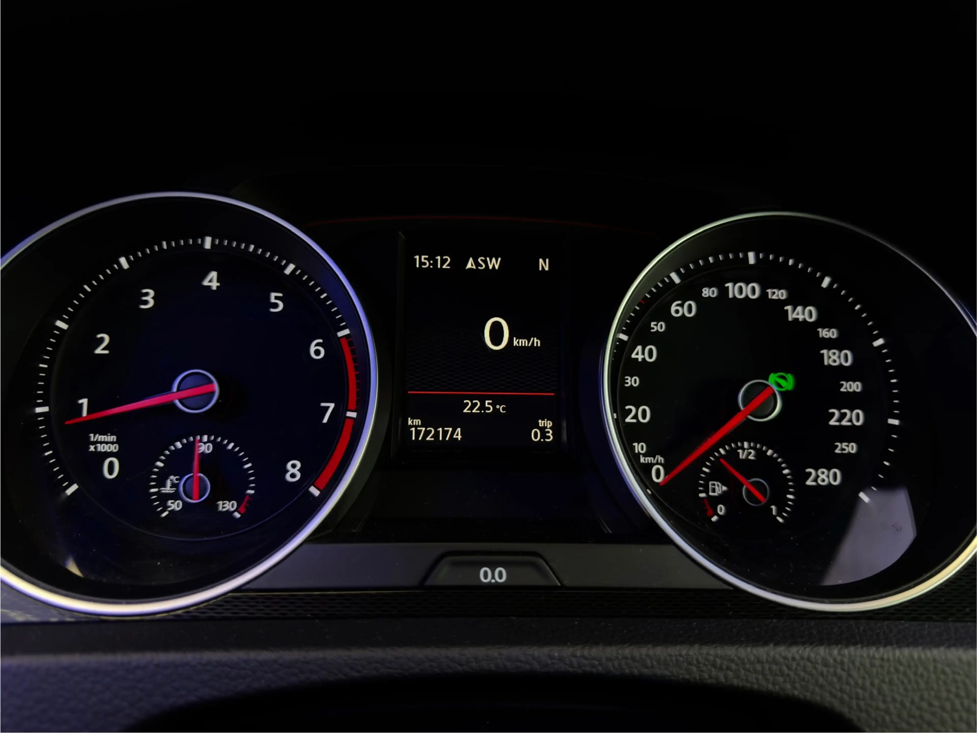 Volkswagen Golf GTI VII 2.0 GTI LIM AUTOMATIK XENON AHK NAVIGATION SITZHEIZUNG — photo 20