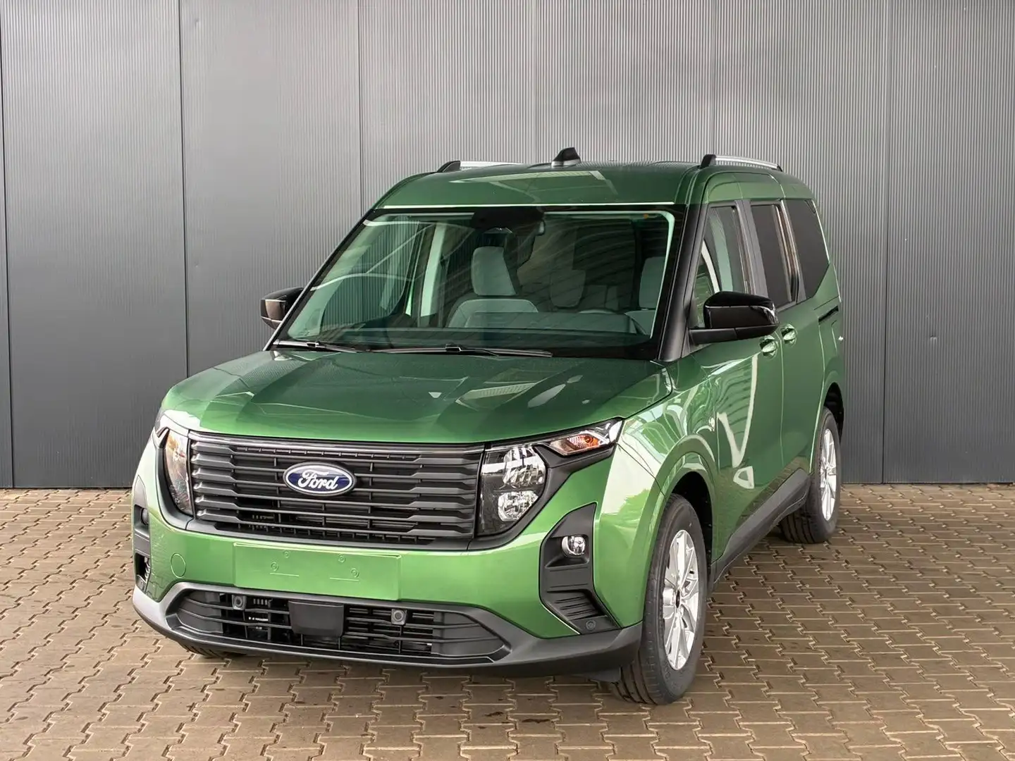 Ford Tourneo Courier Titanium 1.0 Ecoboost / PDC V.&H. m. Kamera Pri... Grün - 1