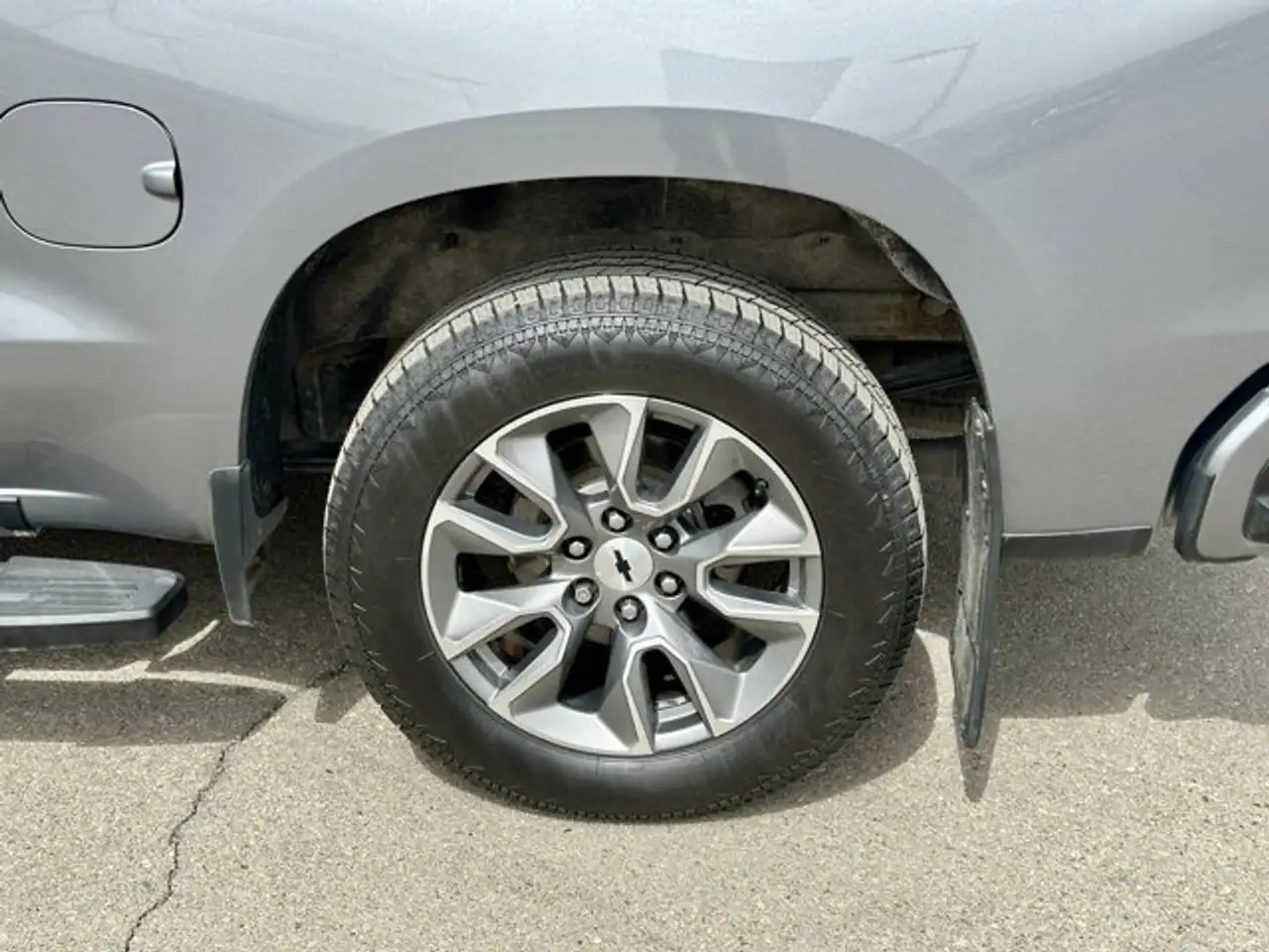 Chevrolet Silverado 1500 снимка Chevrolet Silverado 1500