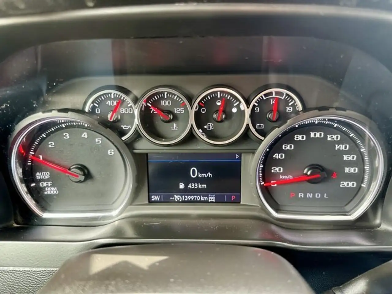 Chevrolet Silverado 1500 снимка Chevrolet Silverado 1500