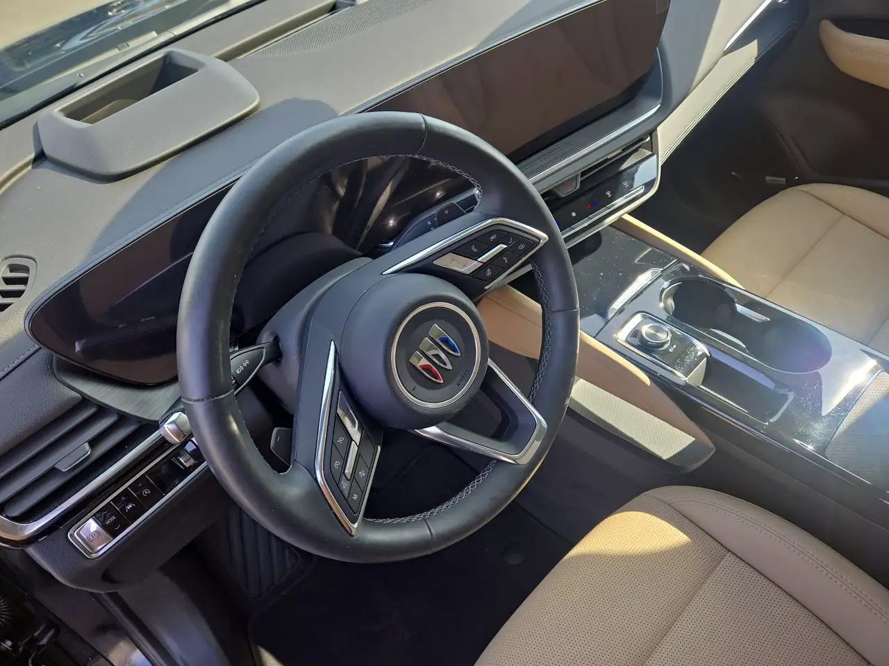 Buick Envision снимка Buick Envision