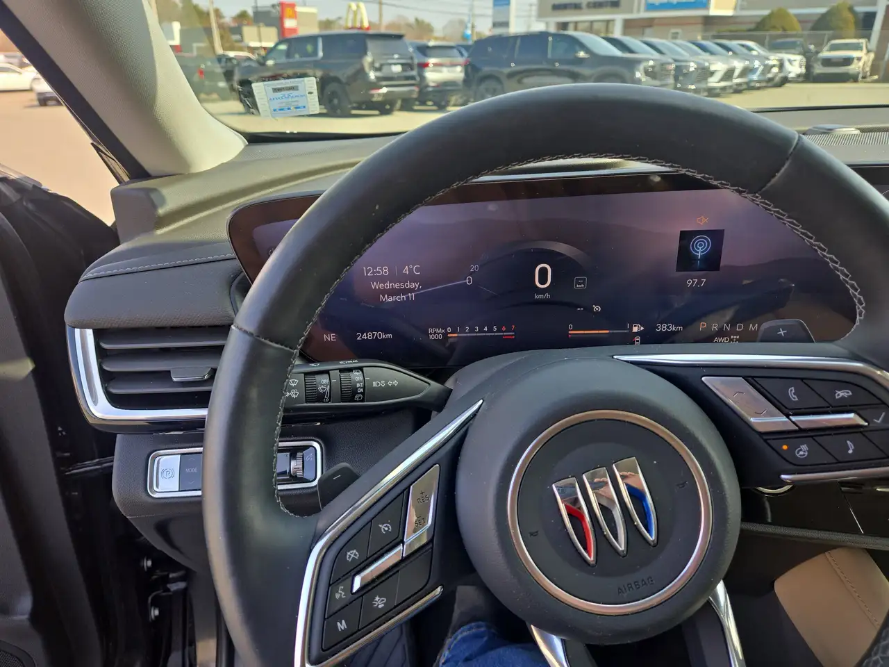 Buick Envision снимка Buick Envision