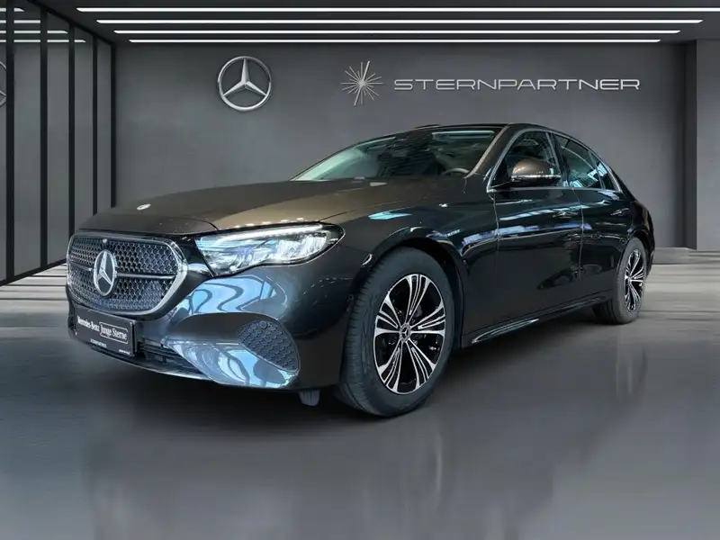 MERCEDES-BENZ Clasa E