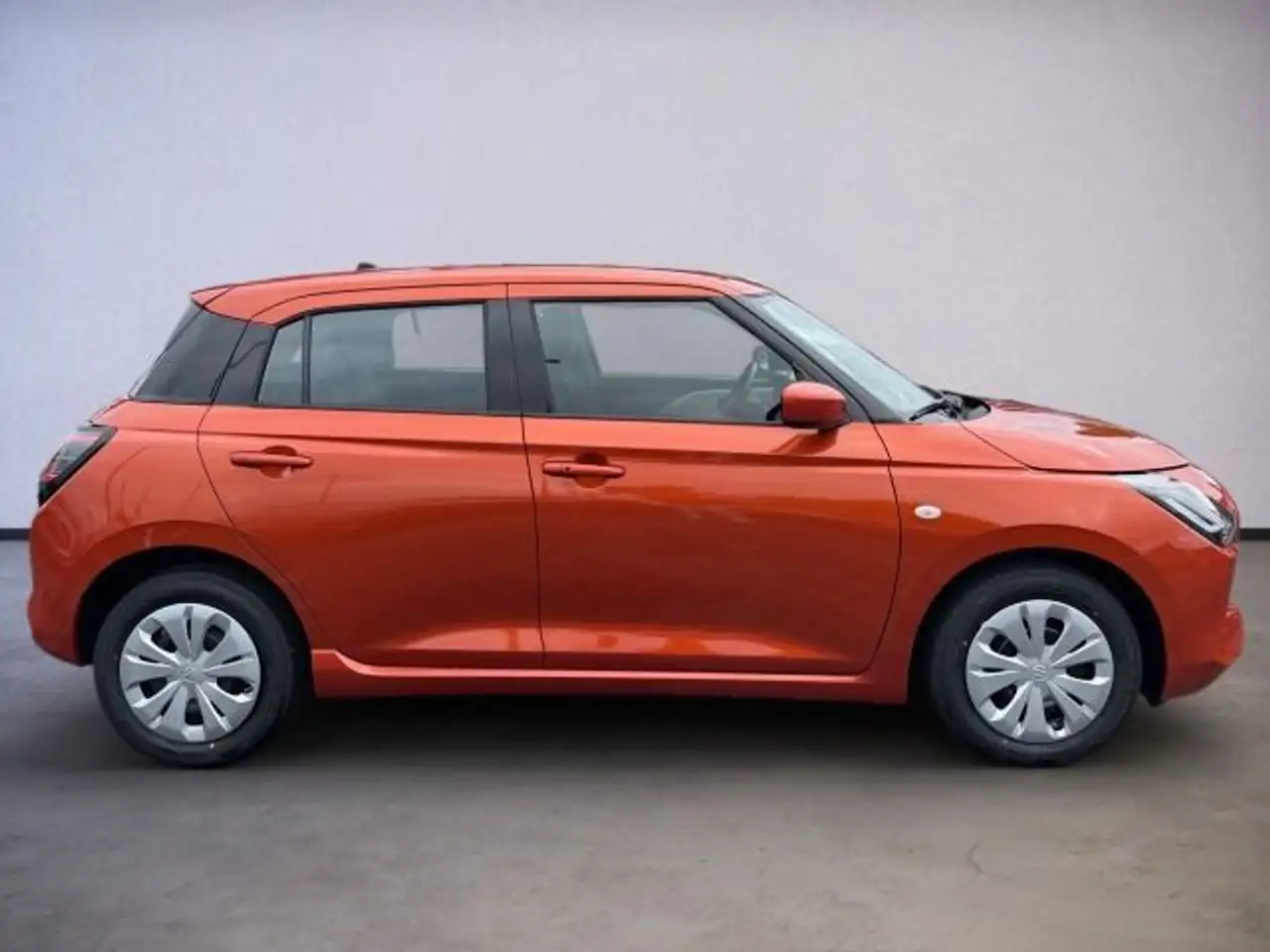 Suzuki Swift CLUB HYBRID, миниатюра 4