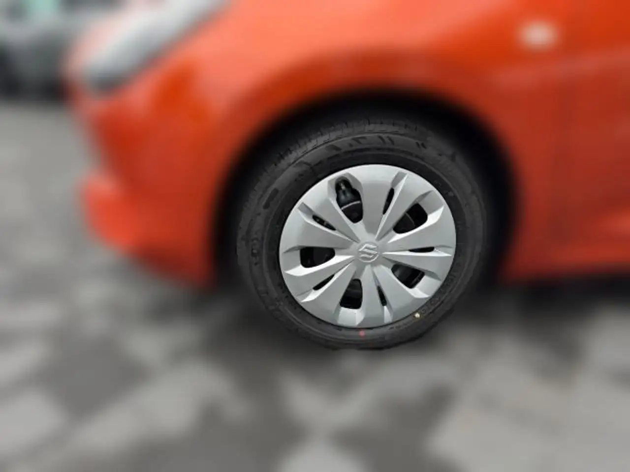 Suzuki Swift CLUB HYBRID, миниатюра 10