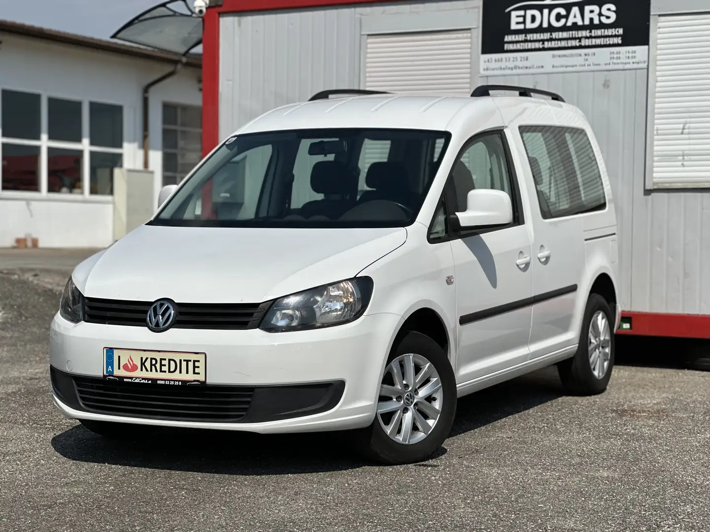Volkswagen Caddy Trendline BMT Blanc - 1