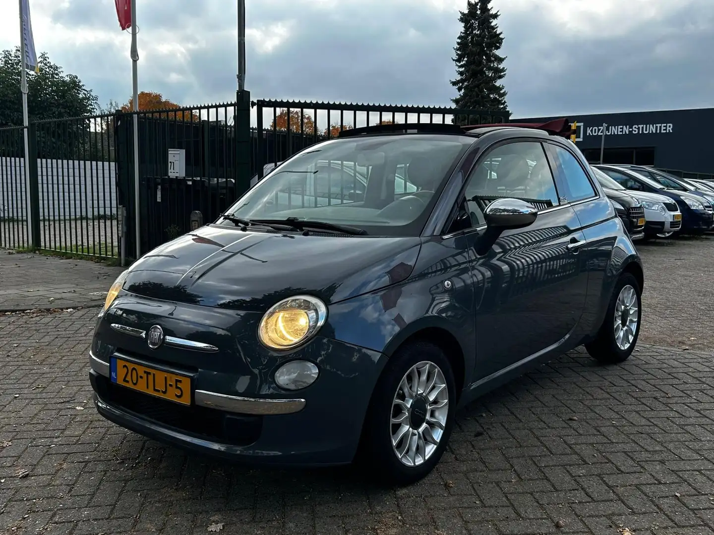Fiat 500C 1.2 Lounge Cabriolet airco elektrische ramen cv op Grau - 2