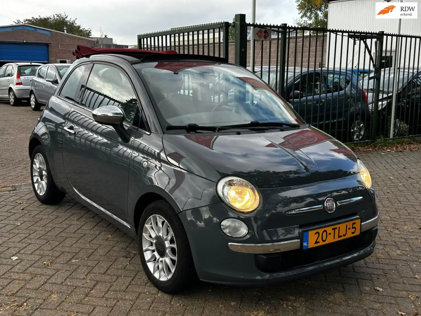 Fiat 500C 1.2 Lounge Cabriolet airco elektrische ramen cv op Grau - 1