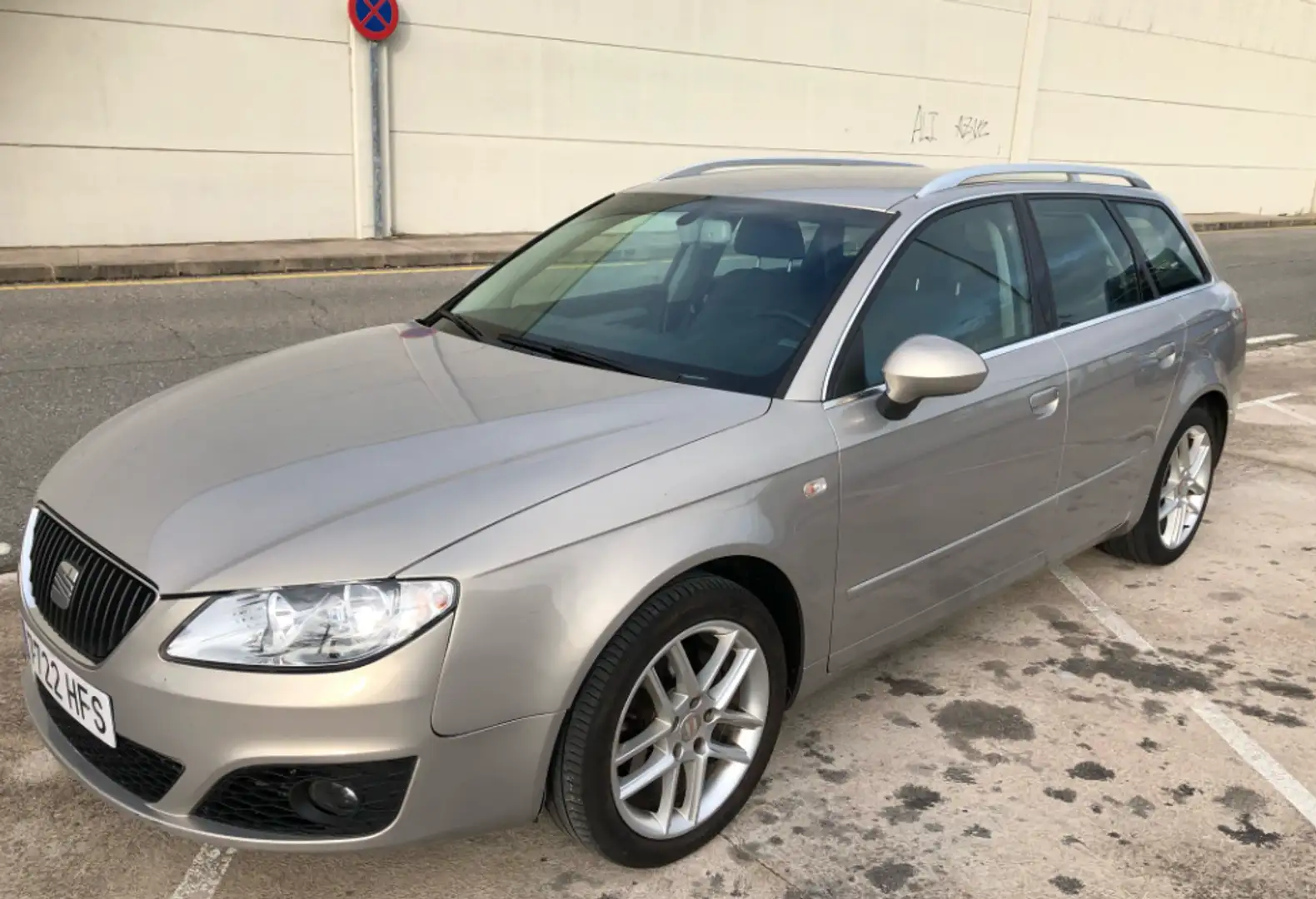 SEAT Exeo ST 2.0TDI CR Style 143 - 1