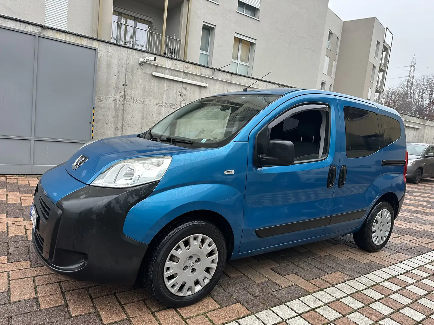 Peugeot Bipper Tepee 1.3 hdi Outdoor c/reg.vel. (s&s) 75cv - 2