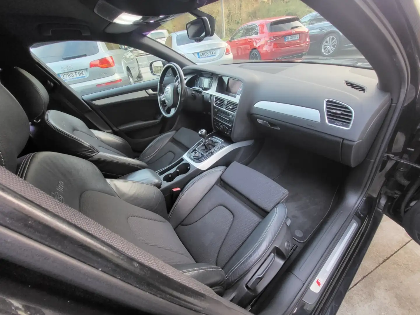 Audi A4 Familiar Manual de 5 Puertas Negro - 2