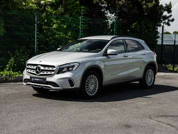 GLA 180 d - Airco - Automaat - Navi - Trekhaak - 17"Multispaaks Lichtmetalen Velg
