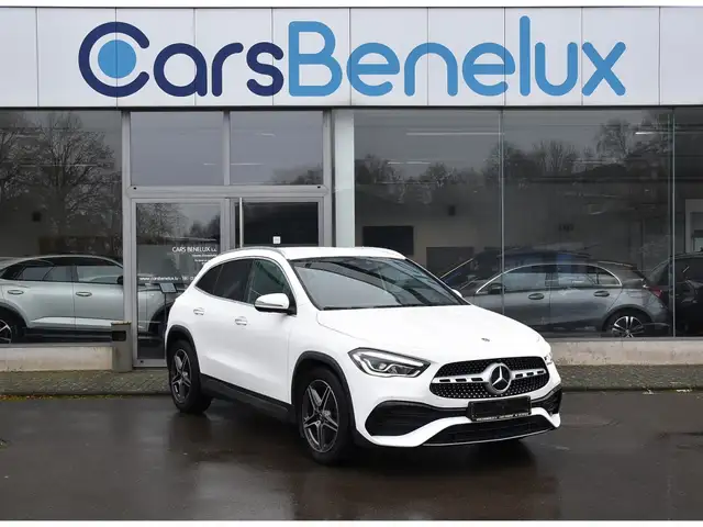 Mercedes-Benz GLA 200 CDI AMG Line 8G-Tronic GPS LANE SIDE CAM KEYLESS