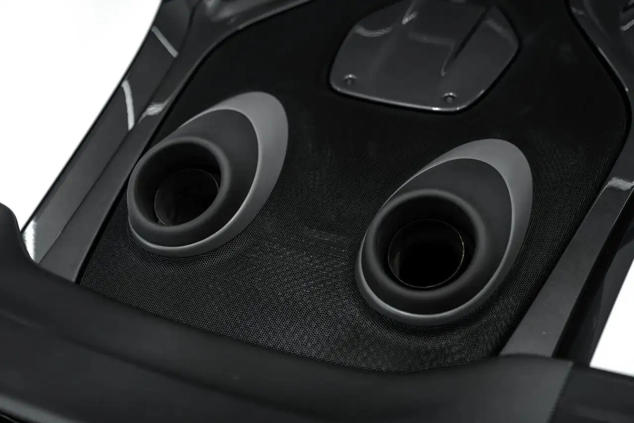 McLaren 600LT снимка McLaren 600LT