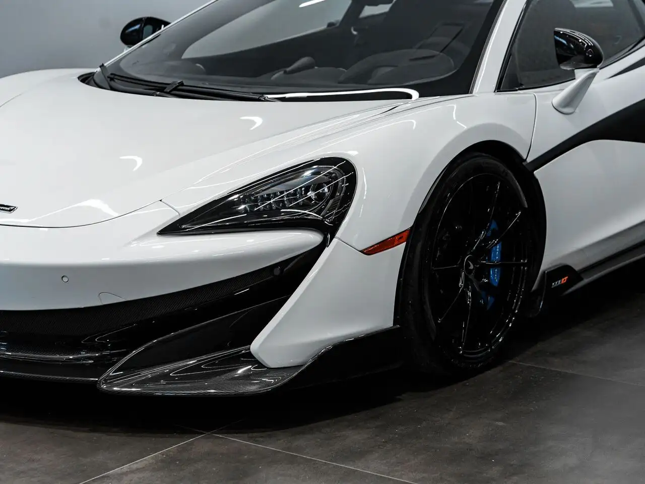 McLaren 600LT снимка McLaren 600LT