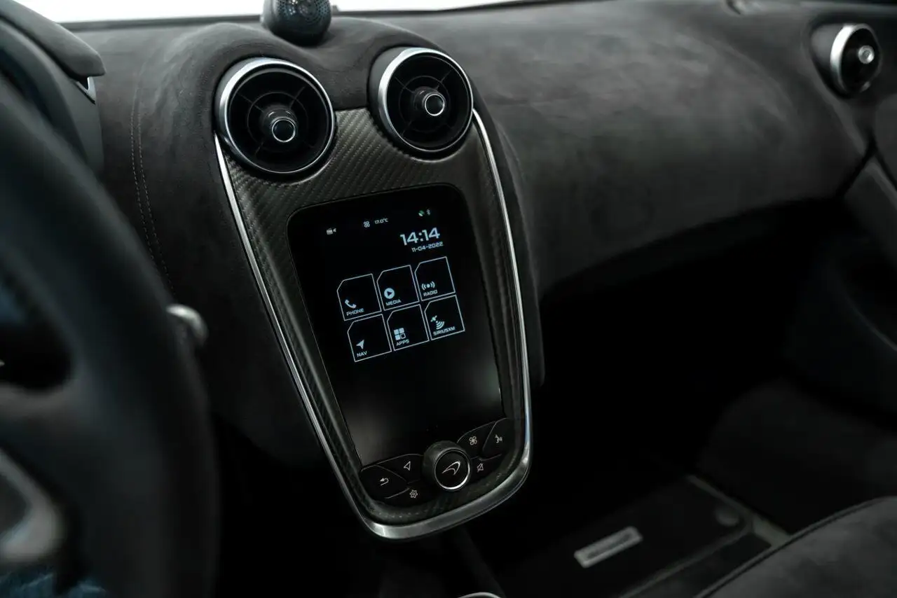 McLaren 600LT снимка McLaren 600LT