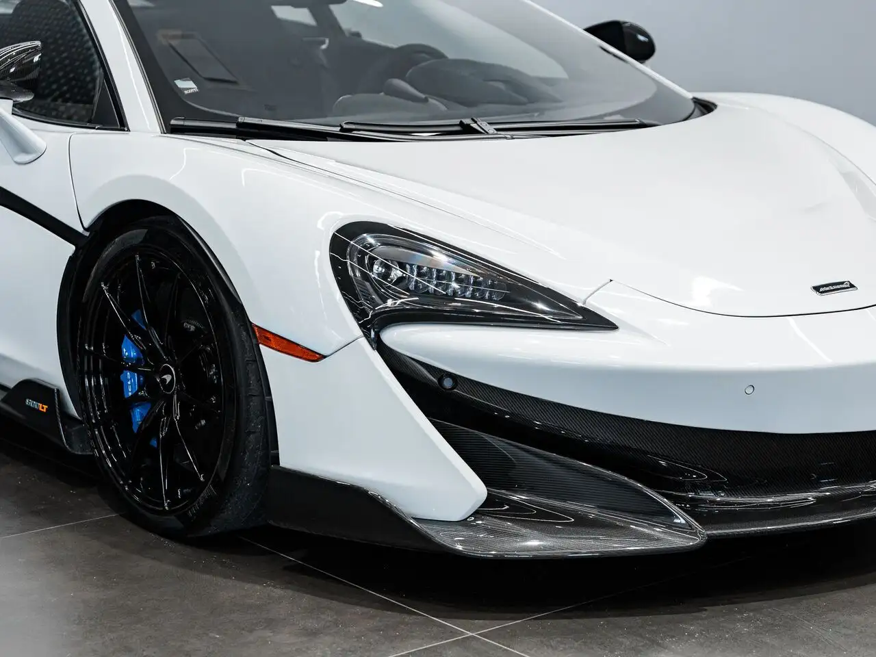 McLaren 600LT снимка McLaren 600LT