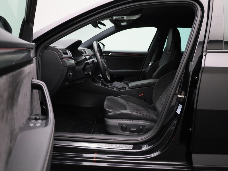 Skoda Superb Combi 1.4 TSI iV Sportline Business | TREKHAAK | B — photo 9