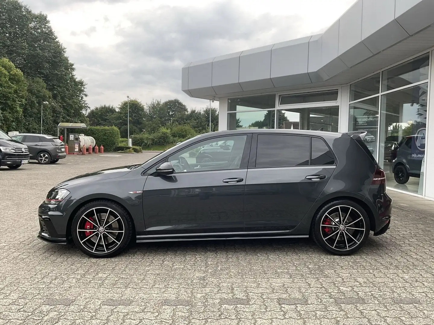 Volkswagen Golf GTI Golf VII GTI Clubsport 2.0 TSI DSG RFK Navi Sitz Grau - 2
