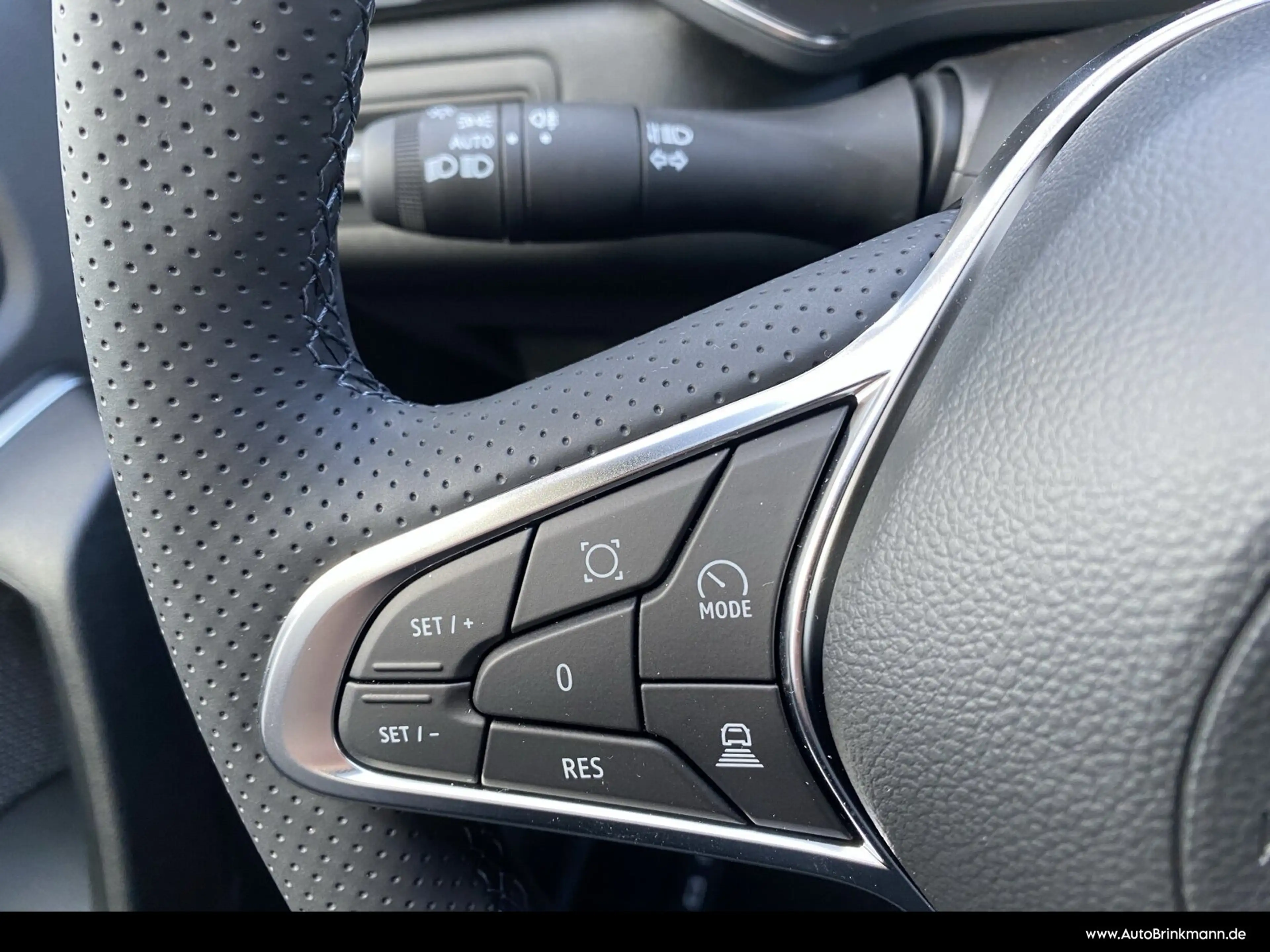 Mitsubishi Grandis Grandis 1.8 HEV Intro Edition HEV — photo 15
