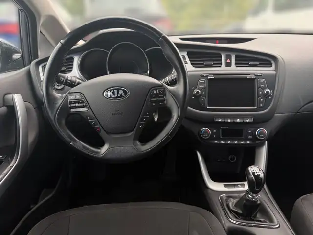 Kia Ceed view 10