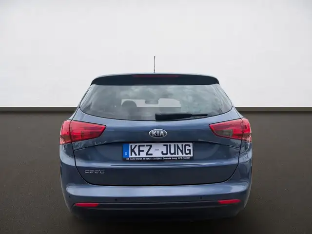 Kia Ceed view 7