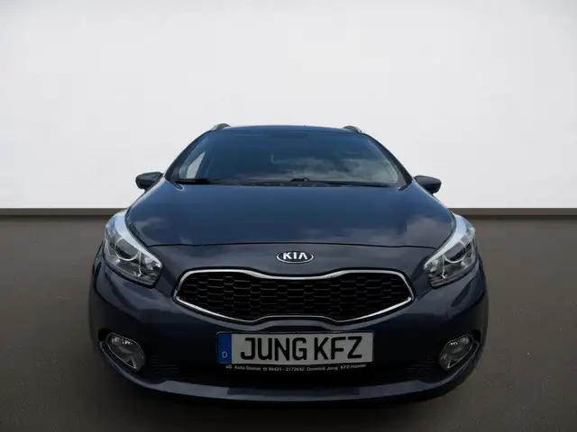Kia Ceed view 2