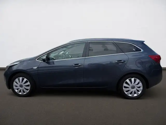 Kia Ceed view 4