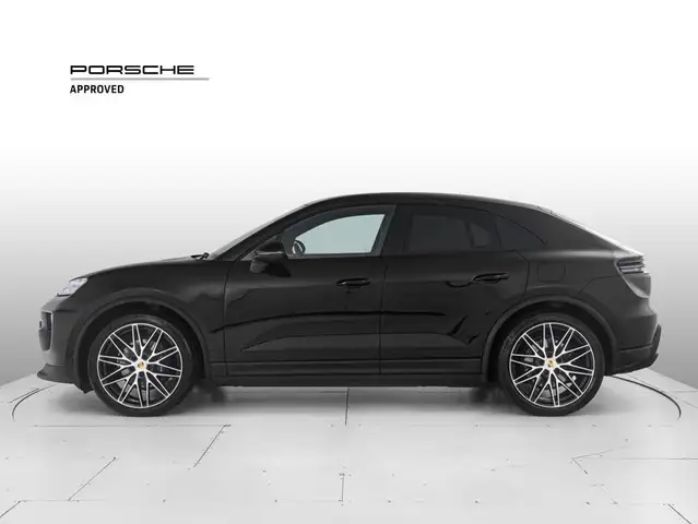 Porsche Macan view 2