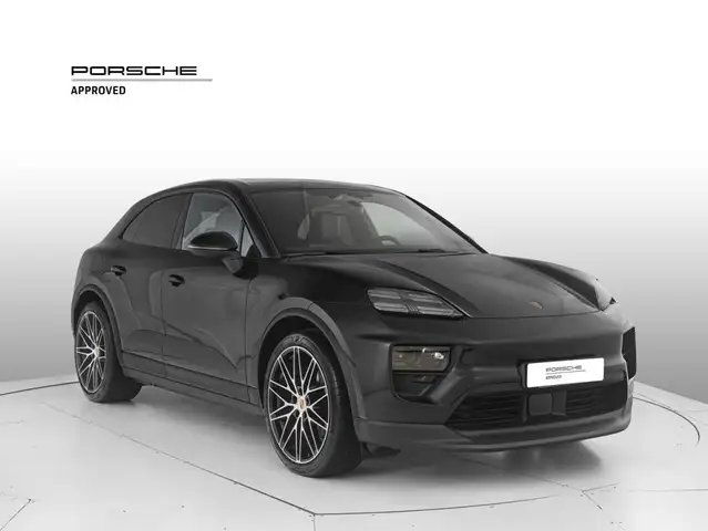 Porsche Macan view 7