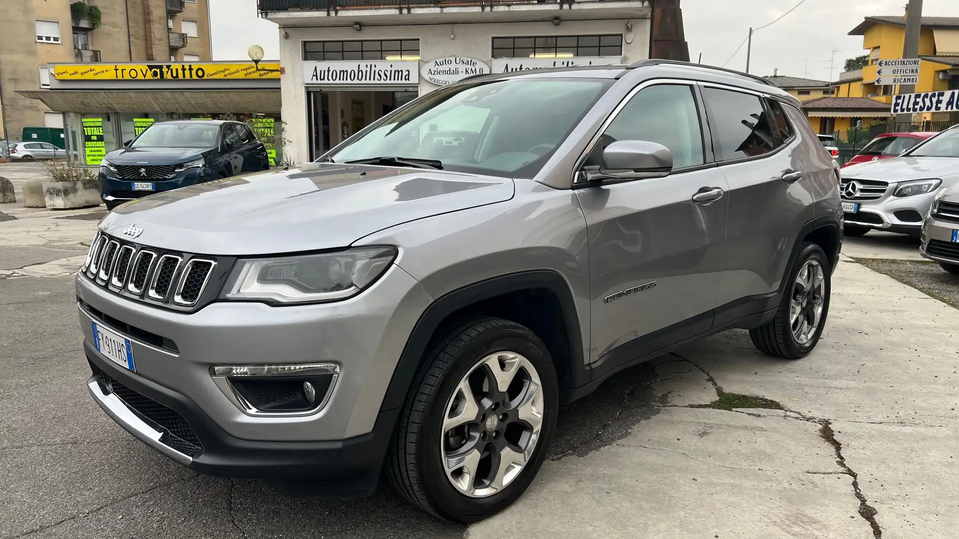Jeep Compass II 2.0 mjt Limited 4wd 140cv auto my19 Grijs - 1