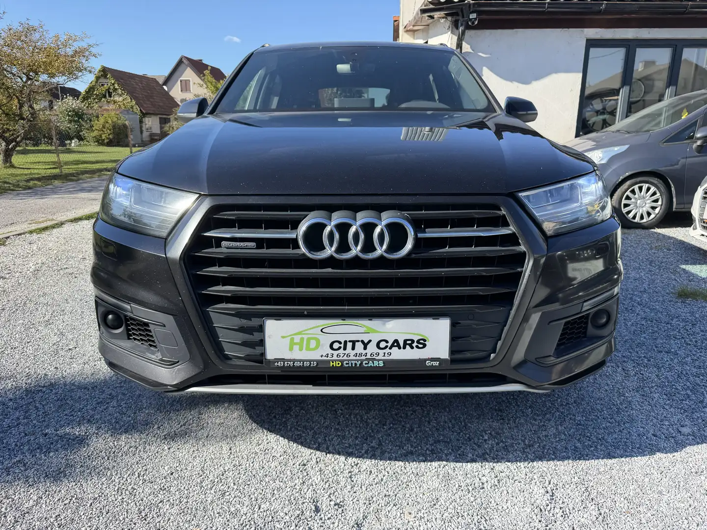 Audi Q7 e-tron PHEV 3,0 TDI quattro Tiptronic ERSTBESITZ!! - 2