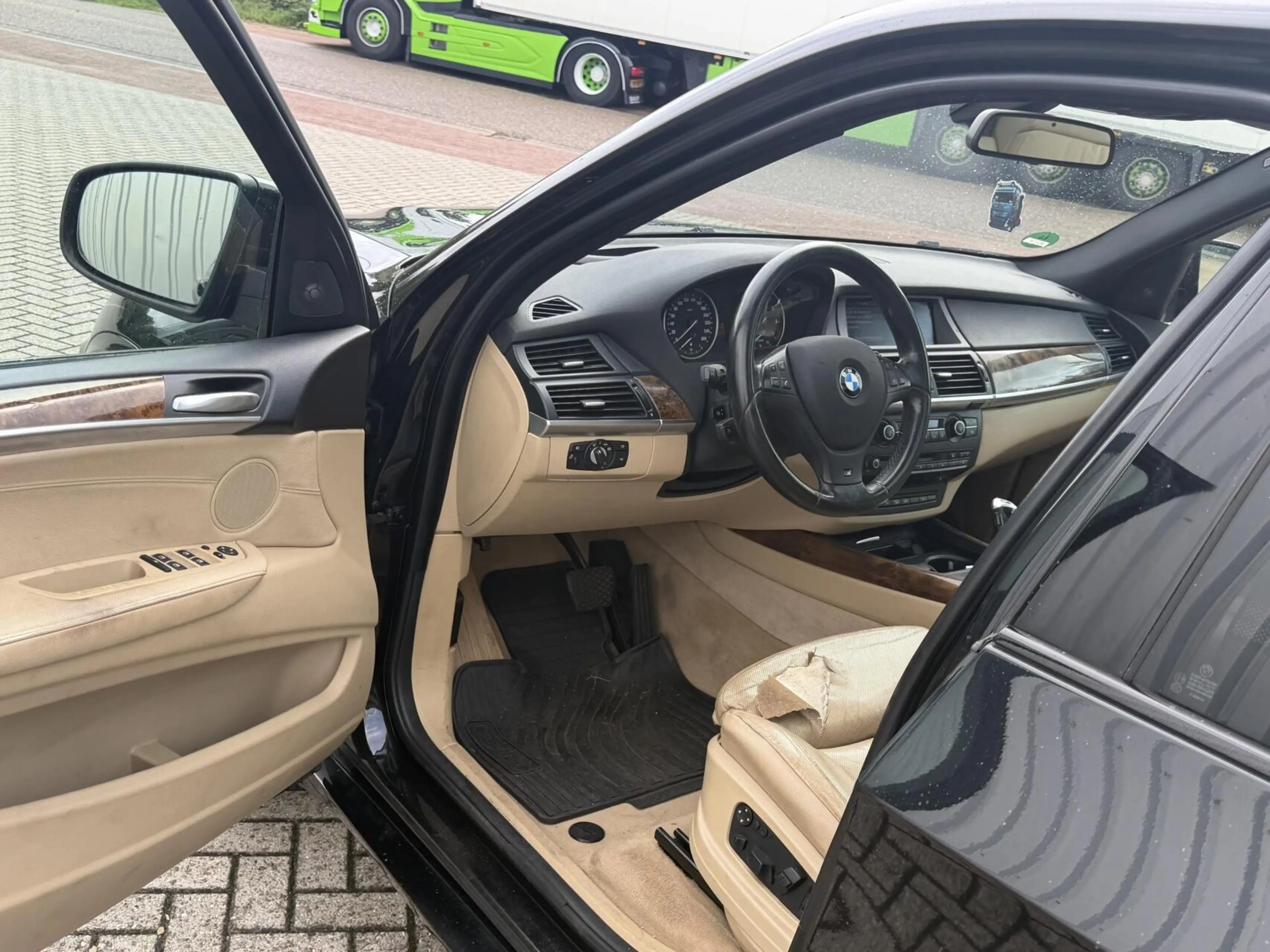 BMW X5 xDrive48i automaat schakelt niet lekker — photo 11