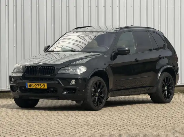 BMW X5 xDrive48i automaat schakelt niet lekker