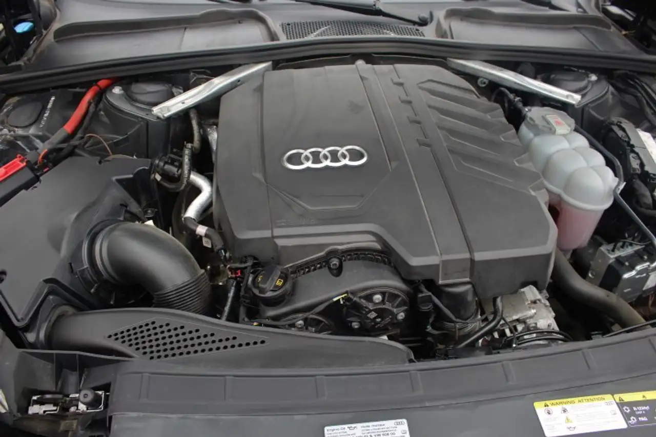 Audi A4 снимка Audi A4