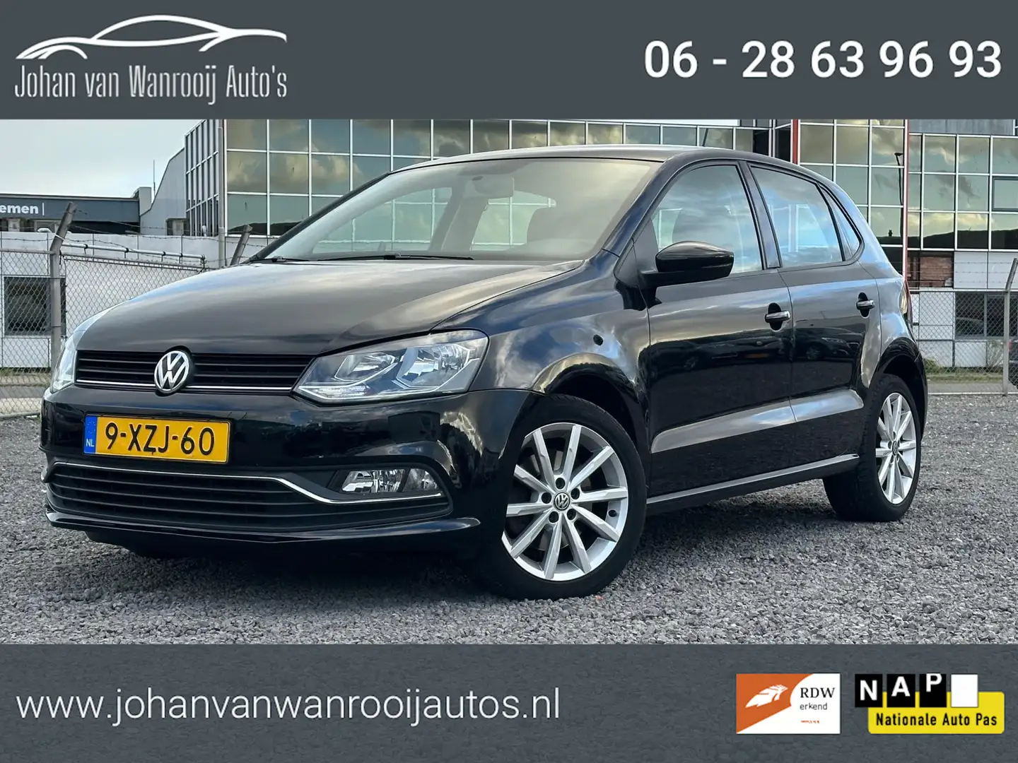 Volkswagen Polo 1.2 TSI Comfortline/NAVI/AUTOMAAT/NW APK Zwart - 1