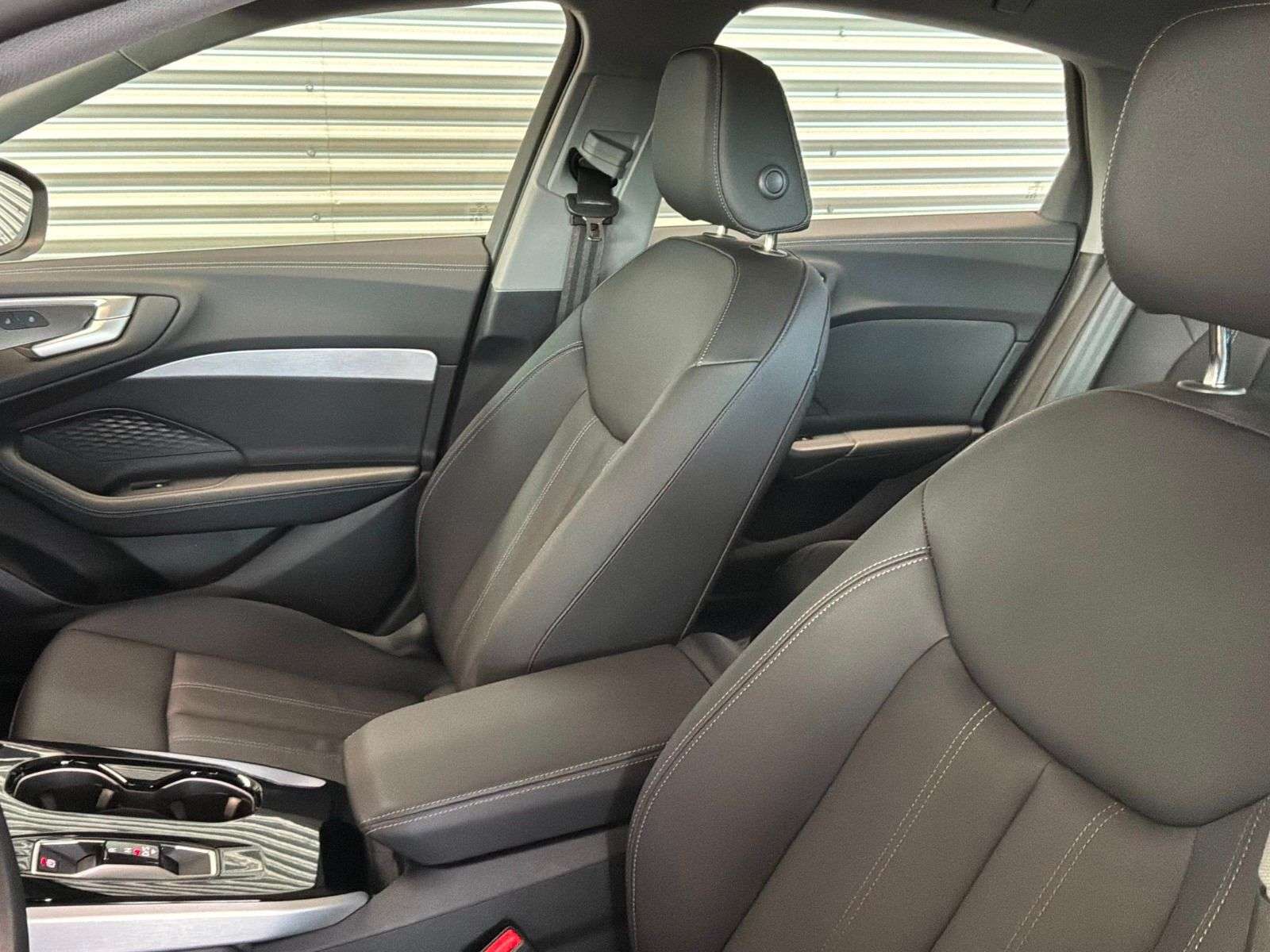 2025 Audi A5 2.0TTechnik thumb 6