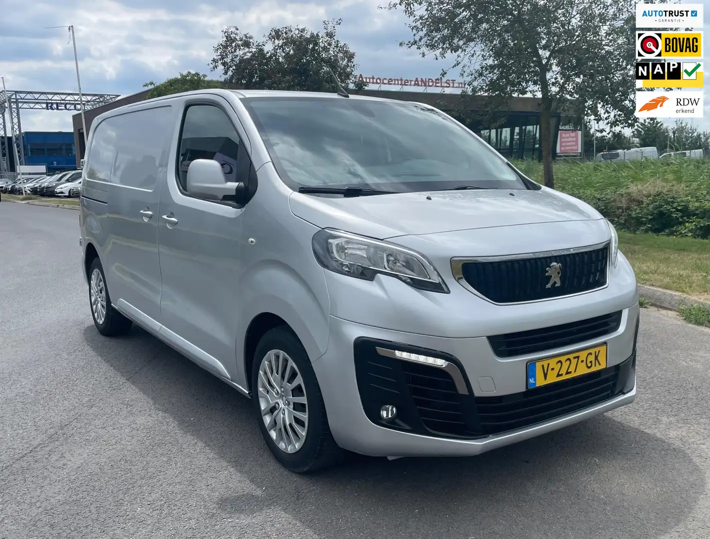 Peugeot Expert 231S 2.0 BlueHDI 120 Premium Pack, 3zits, Trekhaak Zilver - 1