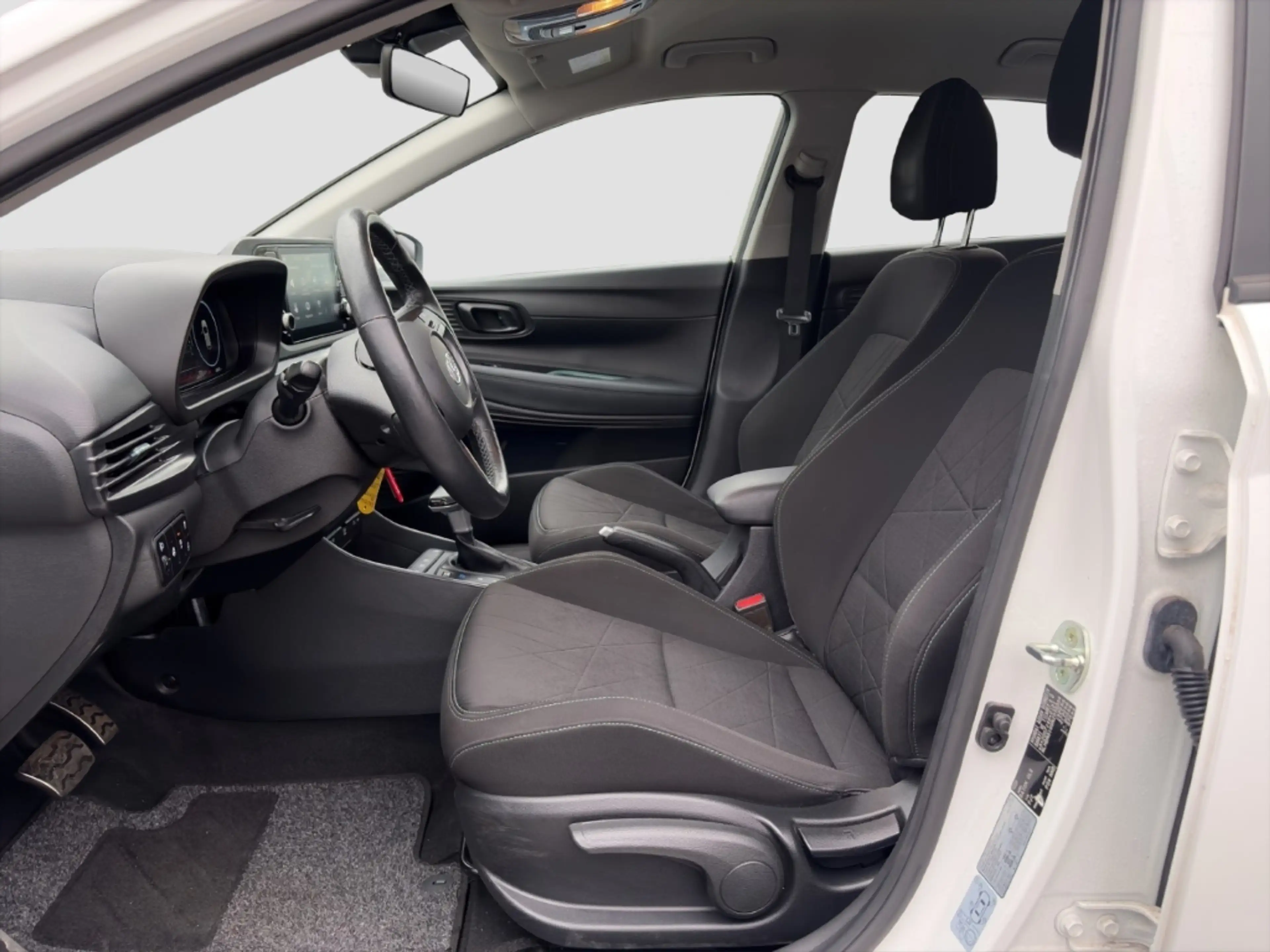 Hyundai BAYON INTRO EDITION 1.0 T-GDi (48V) DCT *AHK*LED*CARPLAY — photo 7
