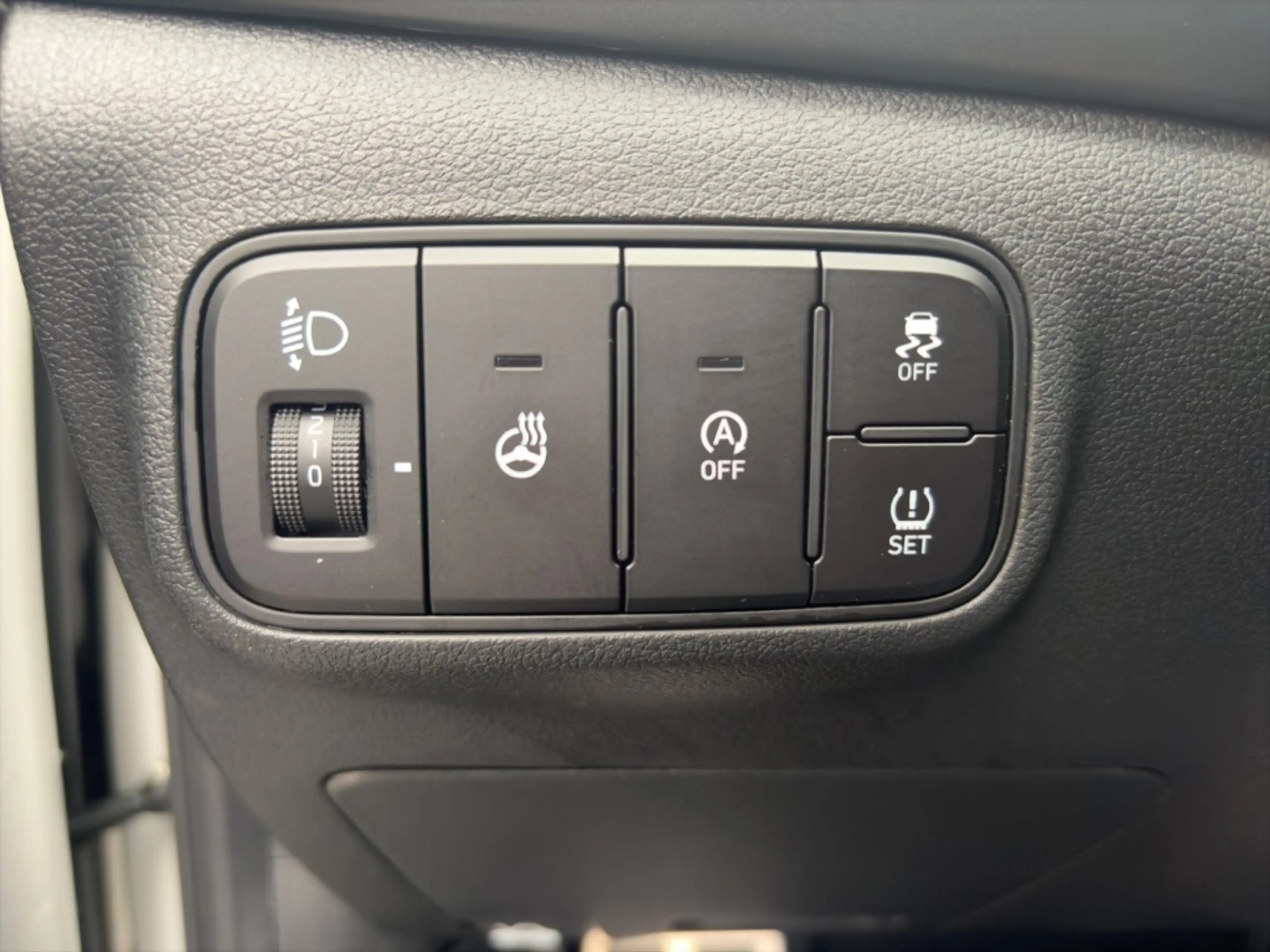 Hyundai BAYON INTRO EDITION 1.0 T-GDi (48V) DCT *AHK*LED*CARPLAY — photo 14