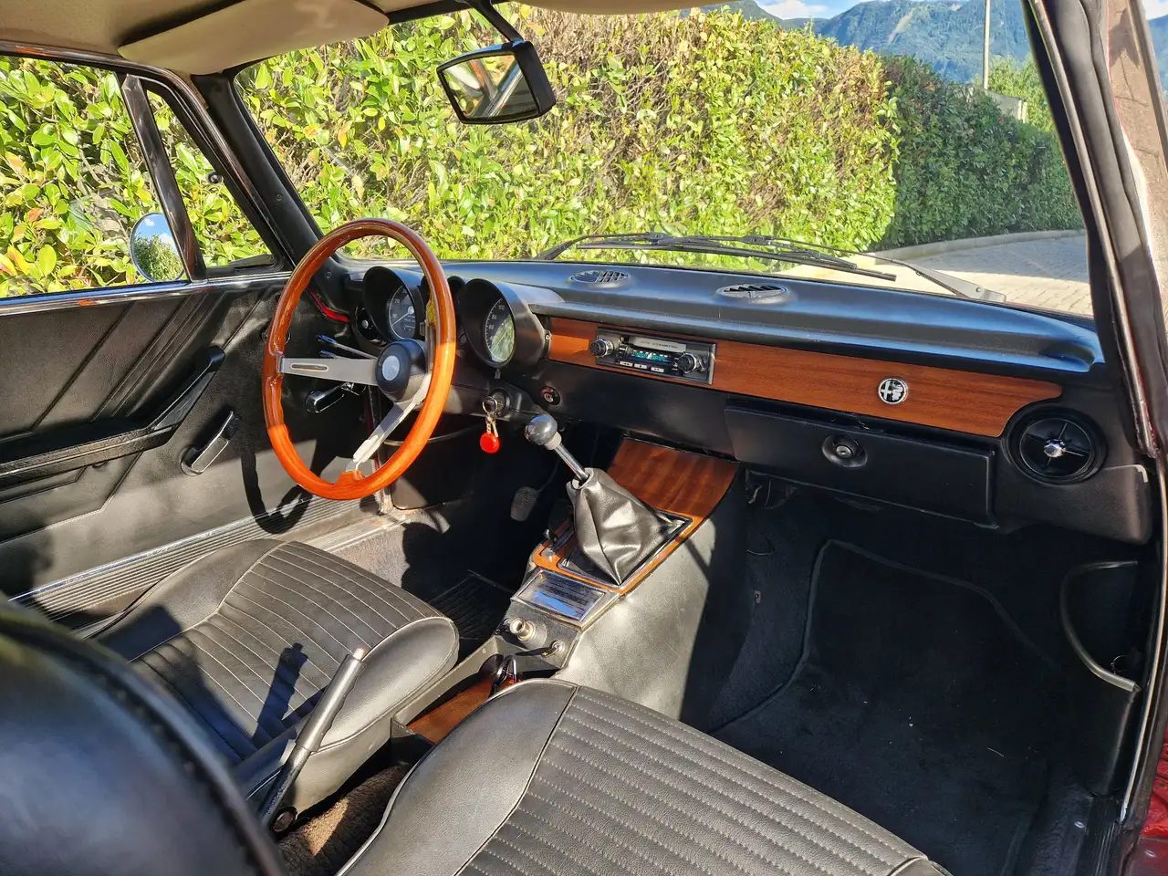 Alfa Romeo GT 1300 Junior, foto 7