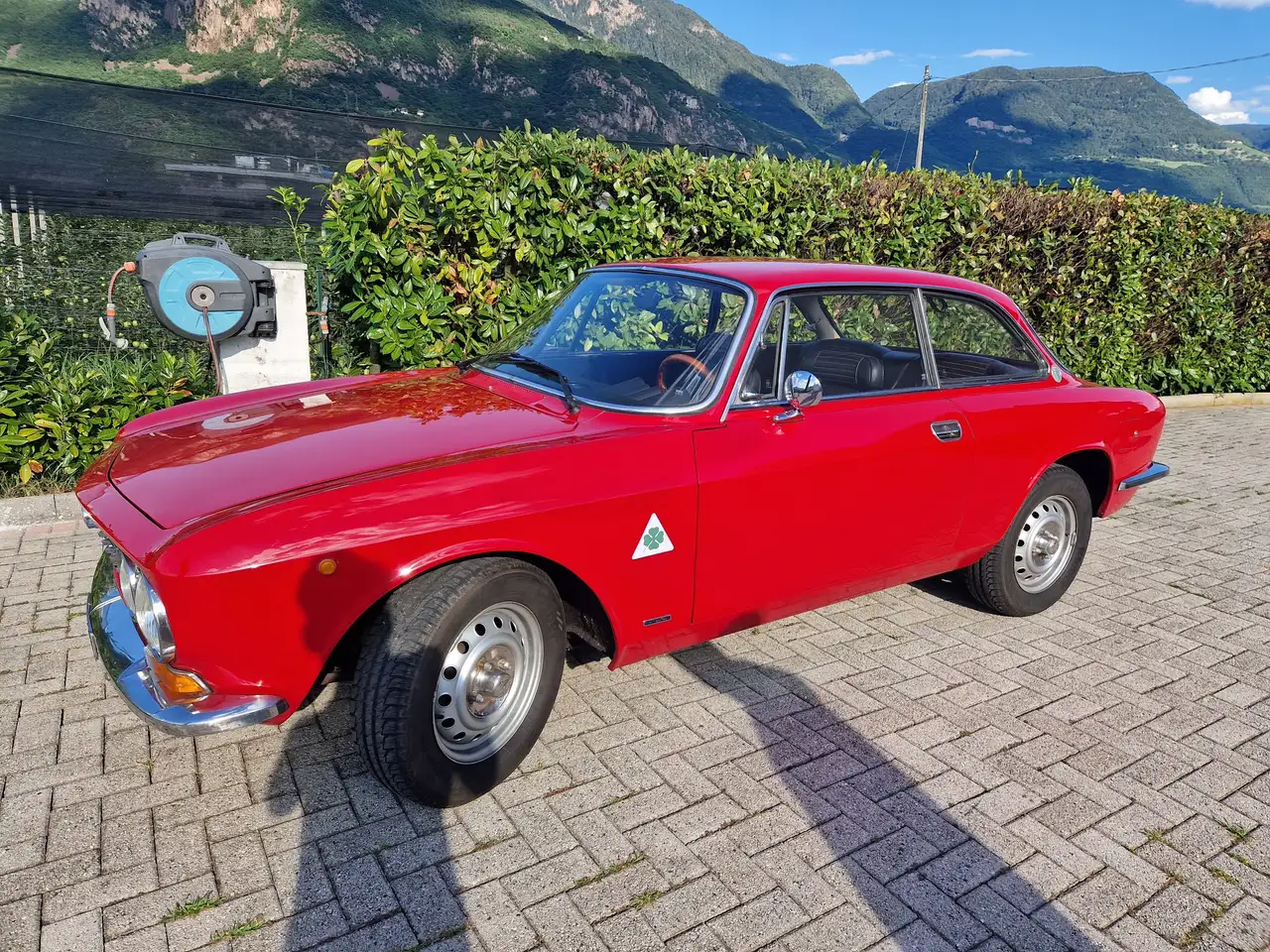 Alfa Romeo GT 1300 Junior, foto 6