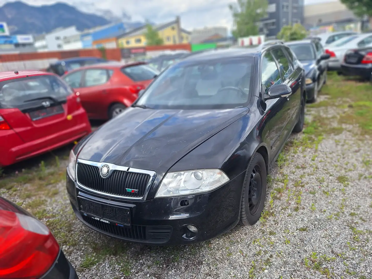 Skoda Octavia RS.unfallTüv,03,2027.Händler oder export Schwarz - 2