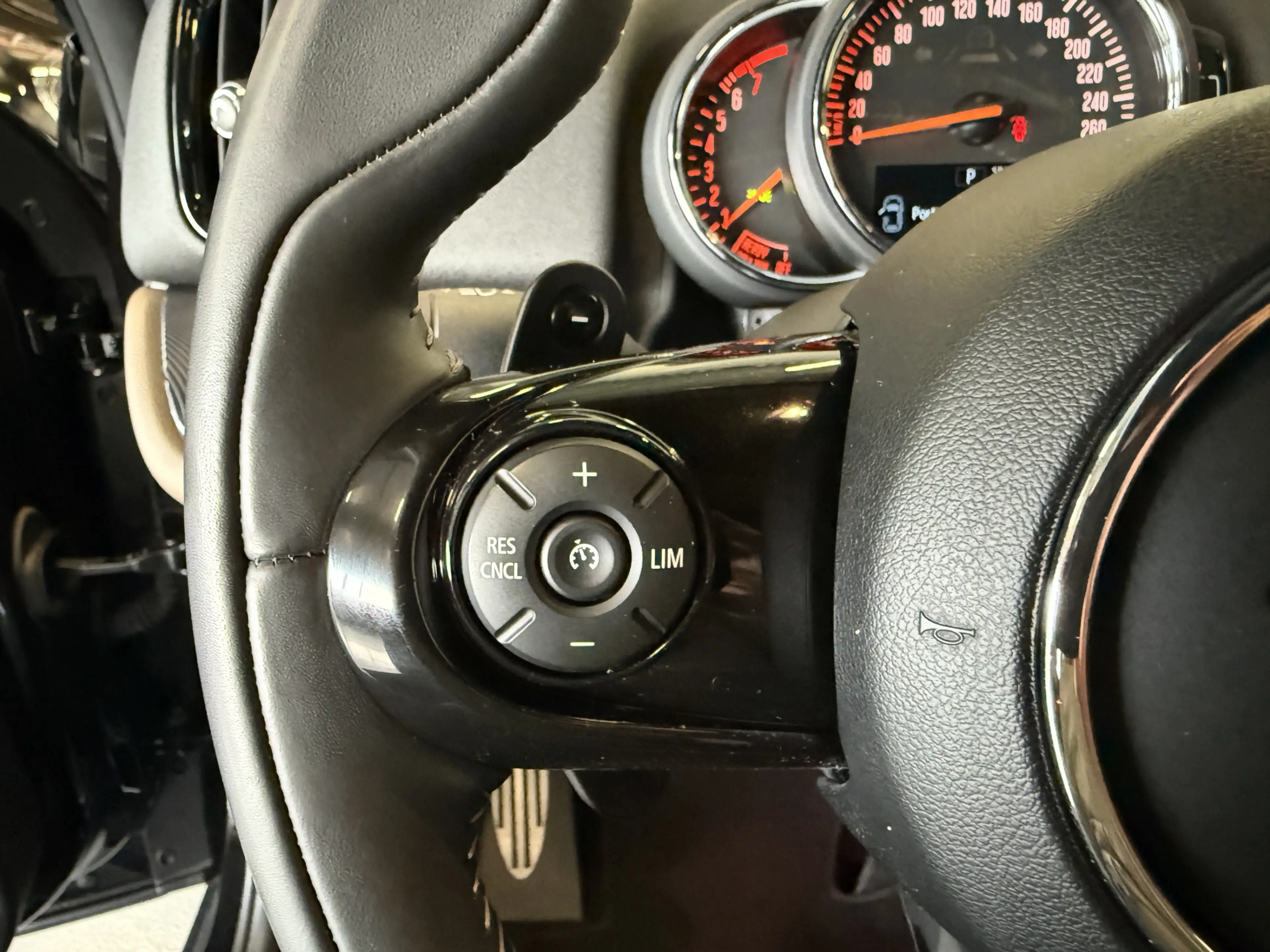 MINI Cooper S Countryman 2.0 John Cooper Works — photo 11